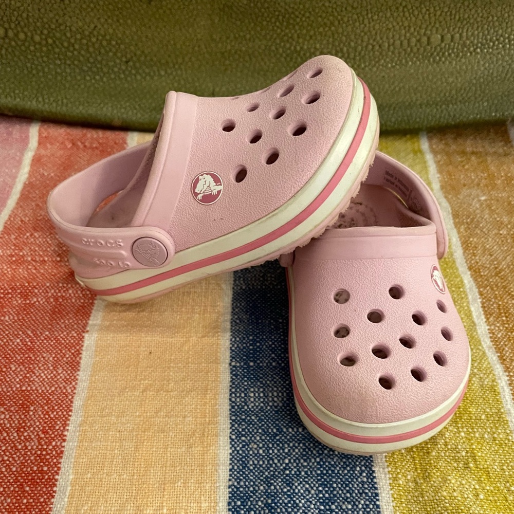 CROCS Classic Clog in Light Pink with White Accents